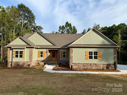 429 Rima Lndg, Denton, NC, 27239-7099 | Card Image