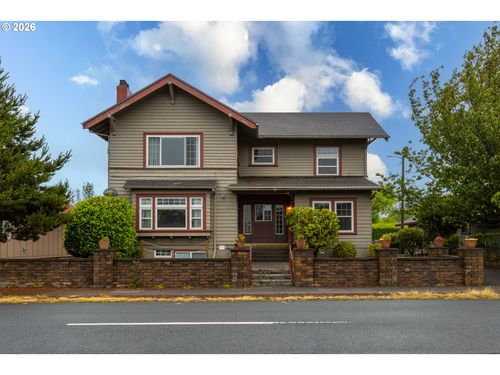 2306 3rd St, Tillamook, OR, 97141-2413 | Card Image