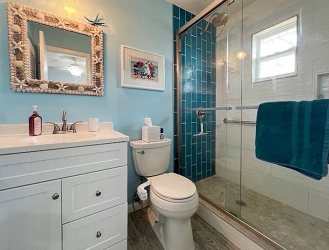 Master Bathroom | Image 20