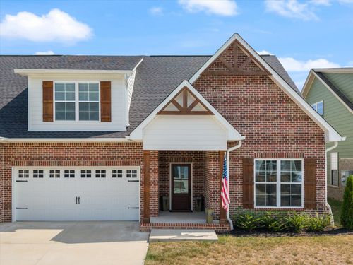 1077 Malinda Ln, Greenbrier, TN, 37073-2145 | Card Image