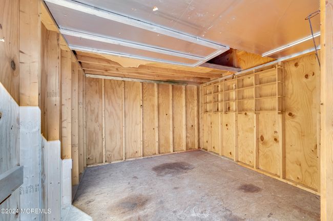 Shed interior | Image 18