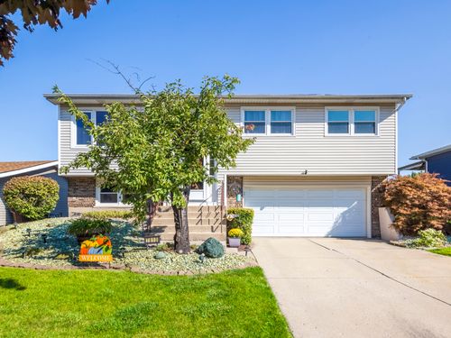 7810 166th Pl, Tinley Park, IL, 60477-2420 | Card Image