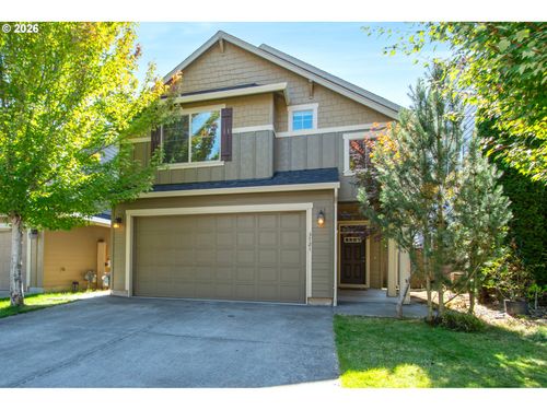 3721 Nw 121st Cir, Vancouver, WA, 98685-2061 | Card Image