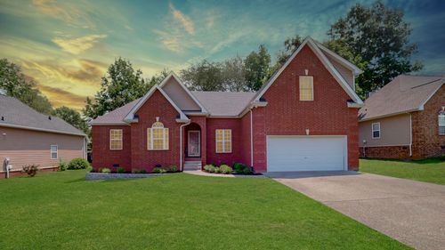 424 Foster Dr, White House, TN, 37188-4085 | Card Image
