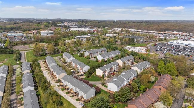10558 Forest Hill Dr, Condo with 3 bedrooms, 3 bathrooms and 2 parking in Wexford PA | Image 37