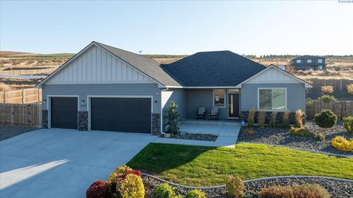 astonishing-home-with-vie-21307 E Cherry Drive, Benton City, WA, 99320 | Card Image