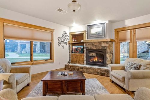 11-105 Oliver Ln, Bigfork, MT, 59911 | Card Image
