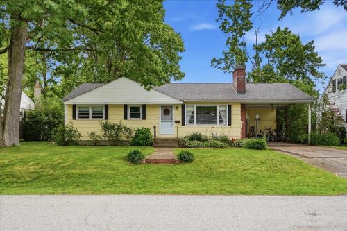 17 Rotunda Ave, Essex Junction, VT, 05452-3013 | Card Image