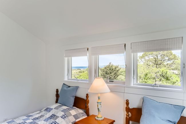 370 Lighthouse Rd, House other with 4 bedrooms, 3 bathrooms and null parking in Aquinnah MA | Image 32