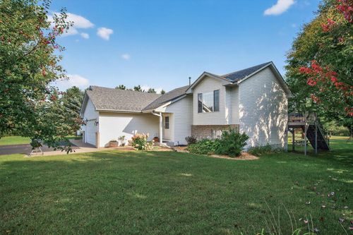 6685 404th St, North Branch, MN, 55056-6039 | Card Image