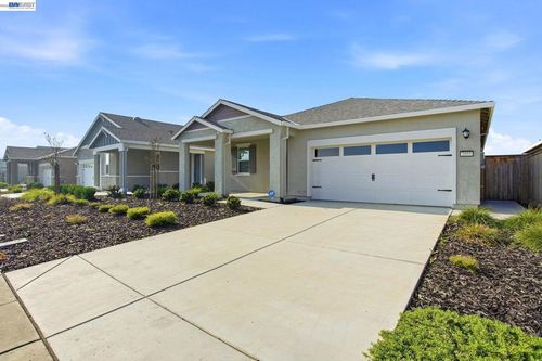 2055 Stars Dr, Rio Vista, CA, 94571-2310 | Card Image