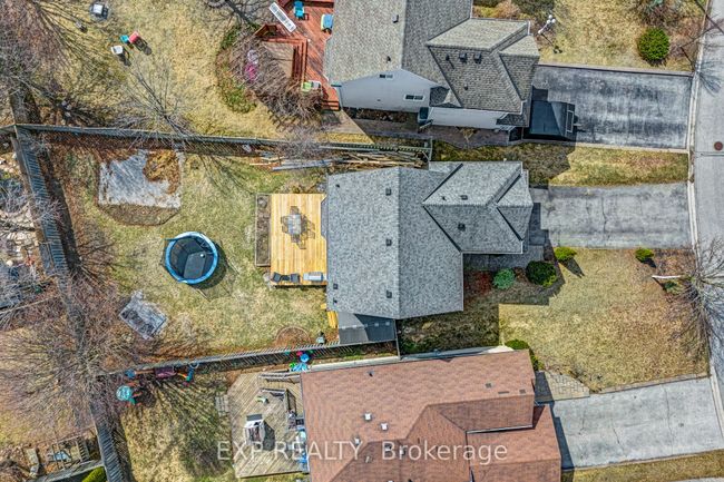 91 Mainprize Cres, House other with 4 bedrooms, 3 bathrooms and 4 parking in Mount Albert ON | Image 34