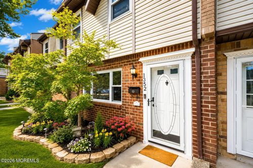 1352 Isabella Ct, Brick, NJ, 08724-7118 | Card Image