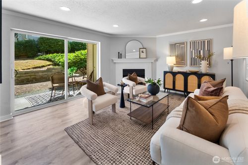 m103-12020 100th Ave Ne, Kirkland, WA, 98034-3864 | Card Image
