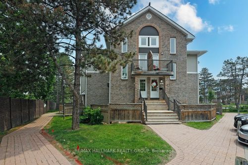 8-3 Stonebank Cres, Ottawa, ON, K2H9M2 | Card Image
