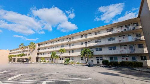 apt-210-2601 Ne 3rd Ct, Boynton Beach, FL, 33435-2155 | Card Image