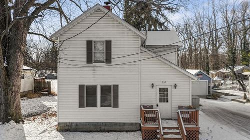 250 E Main St, New London, OH, 44851-1156 | Card Image