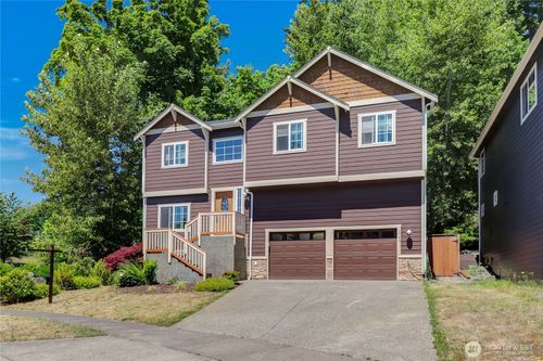 1748 View Point Ct Sw, Tumwater, WA, 98512-6275 | Card Image