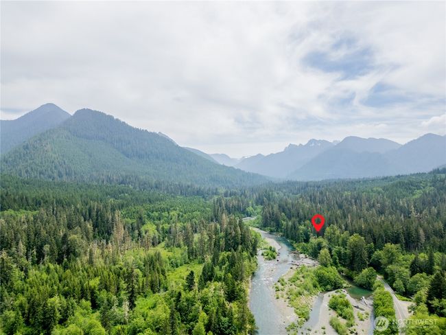 40411 Mountain Loop Hwy, House other with 2 bedrooms, 1 bathrooms and null parking in Granite Falls WA | Image 30