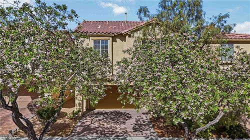 7471 Nicklin St, Las Vegas, NV, 89143-2000 | Card Image