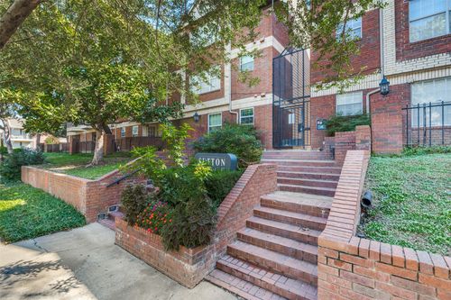 apt-120-3100 Cole Ave, Dallas, TX, 75204-1362 | Card Image