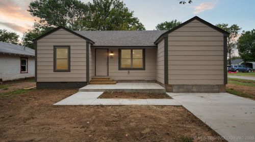 703 S Wood Ave, Hominy, OK, 74035-4559 | Card Image