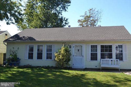 99 Village Dr, Barnegat, NJ, 08005-1668 | Card Image