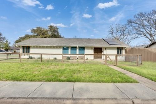 7709 Shoal Creek Blvd, Austin, TX, 78757-1647 | Card Image