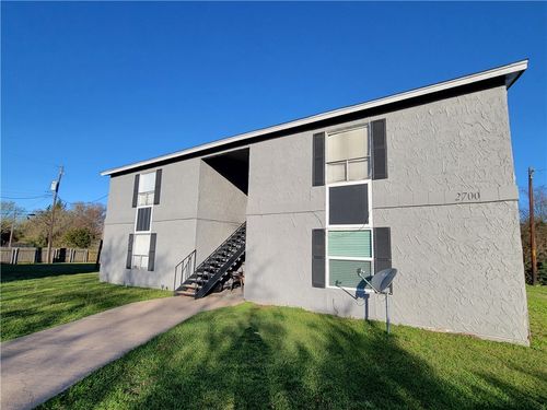 apt-a-2700 Evergreen Cir, Bryan, TX, 77801-1849 | Card Image