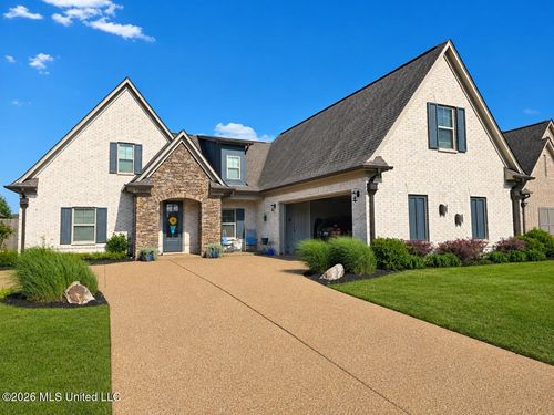 1070 Upchurch Drive, Olive Branch, MS, 38654 | Card Image