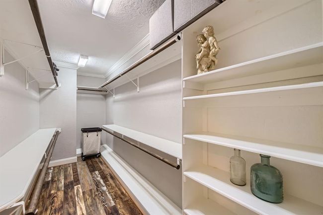Primary closet | Image 21