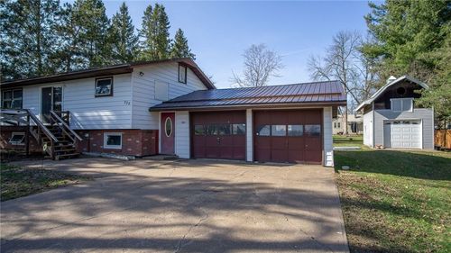 228 W Dell St, New Auburn, WI, 54757-8554 | Card Image