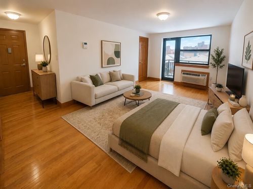 3e-135-23 82nd Ave, Jamaica, NY, 11435 | Card Image