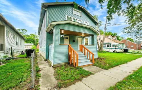 15500 Cruse St, Detroit, MI, 48227-3276 | Card Image