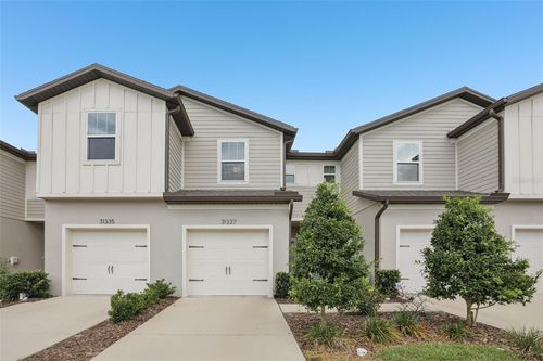 31337 Amberview Bnd, Wesley Chapel, FL, 33545-4519 | Card Image