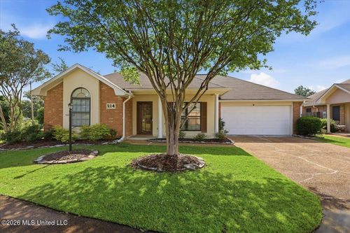 214 Waterfall Way, Clinton, MS, 39056-6146 | Card Image