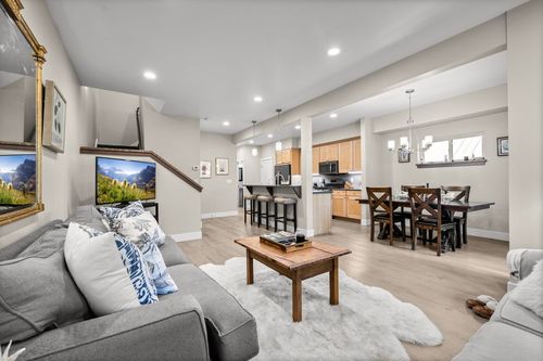 apt-a-919 Columbia Ave, Whitefish, MT, 59937-2854 | Card Image