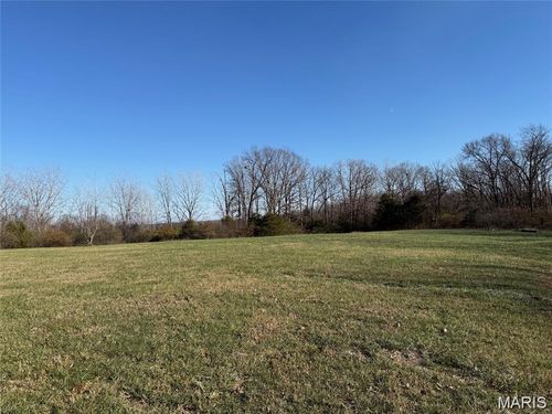 18504 Wagon Wheel Trl, Warrenton, MO, 63383-7249 | Card Image