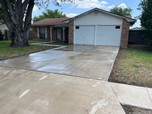 5806 Tree View St, San Antonio, TX, 78220-1921 | Card Image
