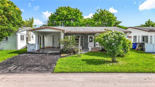 5139 Nw 43rd Ct, Lauderdale Lakes, FL, 33319-4652 | Card Image