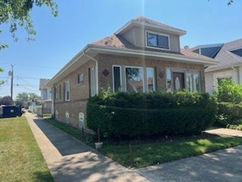 401 23rd Ave, Bellwood, IL, 60104-1618 | Card Image