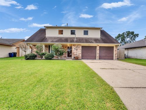 2115 Yorktown Ct N, League City, TX, 77573-5055 | Card Image