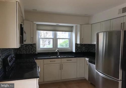 479 Montalto Dr, HERNDON, VA, 20170-3324 | Card Image