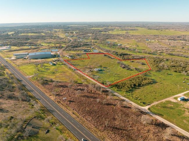 2095 Bridal Path Rd, House other with 1 bedrooms, 1 bathrooms and 100 parking in Luling TX | Image 11