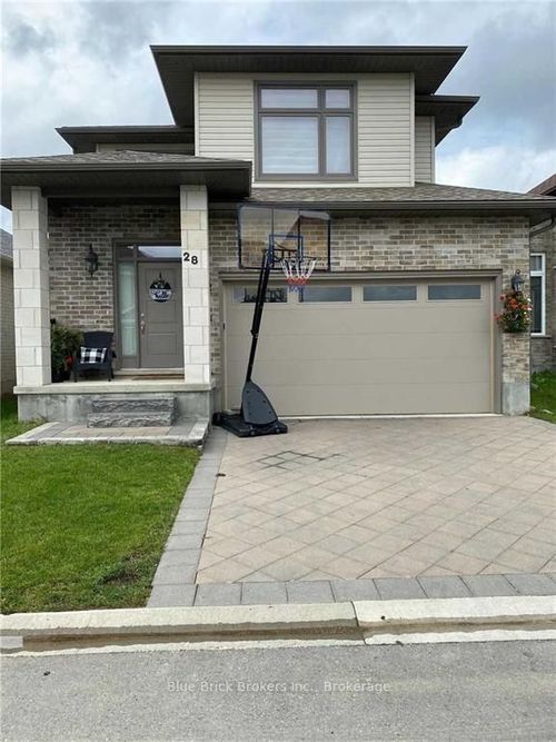28-3270 Singleton Ave, London, ON, N6L0E5 | Card Image