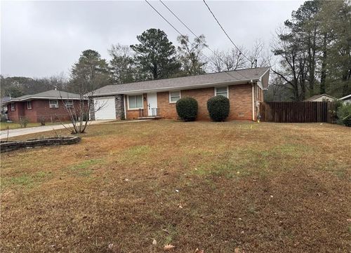 837 Parkstone Dr, Stone Mountain, GA, 30083-3515 | Card Image