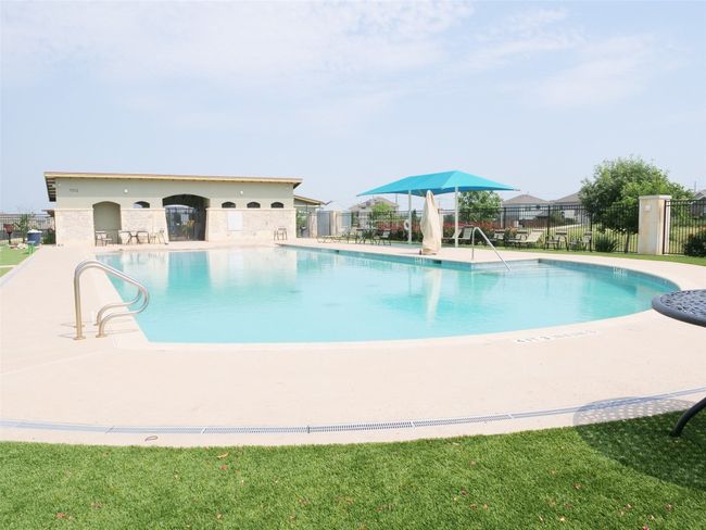 Community pool | Image 34
