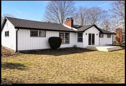 3730 S Sunnyfield Dr, Copley, OH, 44321-1944 | Card Image