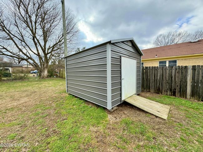 1108 Gay St, House other with 3 bedrooms, 1 bathrooms and 2 parking in Brownsville TN | Image 18