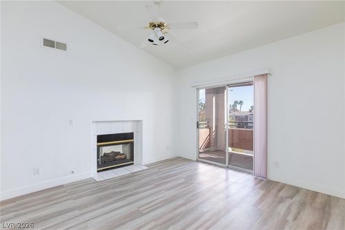 204-7701 Himalayas Ave, Las Vegas, NV, 89128-8046 | Card Image